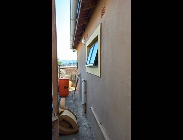 3 BEDROOM HOUSE FOR SALE IN NEWLANDS WEST